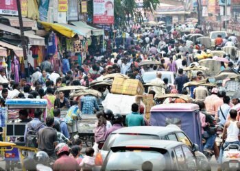 🚦 रांची में बढ़ती ट्रैफिक समस्या: पीक ऑवर में जाम से परेशान लोग, बेहतर प्रबंधन की मांग तेज