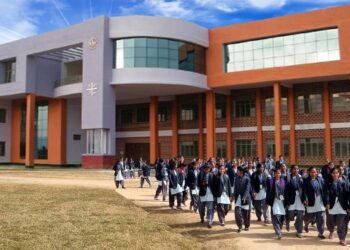 बोकारो में शिक्षा के क्षेत्र में बढ़ रही प्रतिस्पर्धा: कोचिंग संस्थानों और तकनीकी शिक्षा की मांग में तेजी