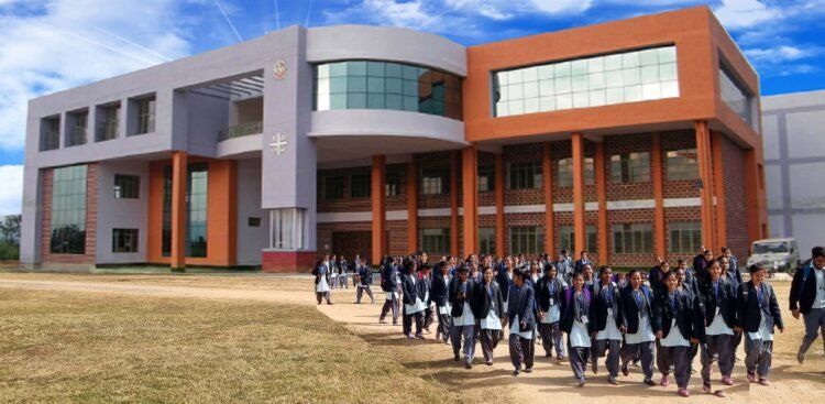 बोकारो में शिक्षा के क्षेत्र में बढ़ रही प्रतिस्पर्धा: कोचिंग संस्थानों और तकनीकी शिक्षा की मांग में तेजी